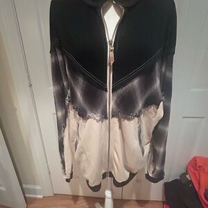 BKE lightweight jacket size XXL. NWOT